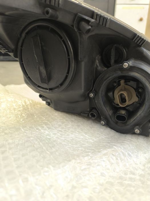 Lampa Lewa Slk R171 AMG z czarnym środkiem