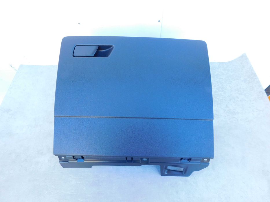 Schowek kieszeń deski rozdzielczej Volkswagen Tiguan III 3 kompletna