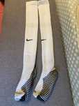 Długie getry, skarpety piłkarskie Nike