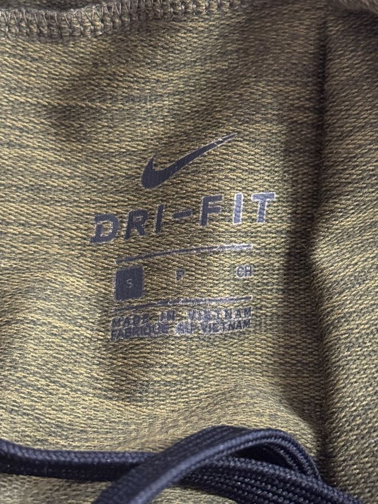 Spodnie dresowe Nike S Dri fit treningowe logowane khaki wysoki stan