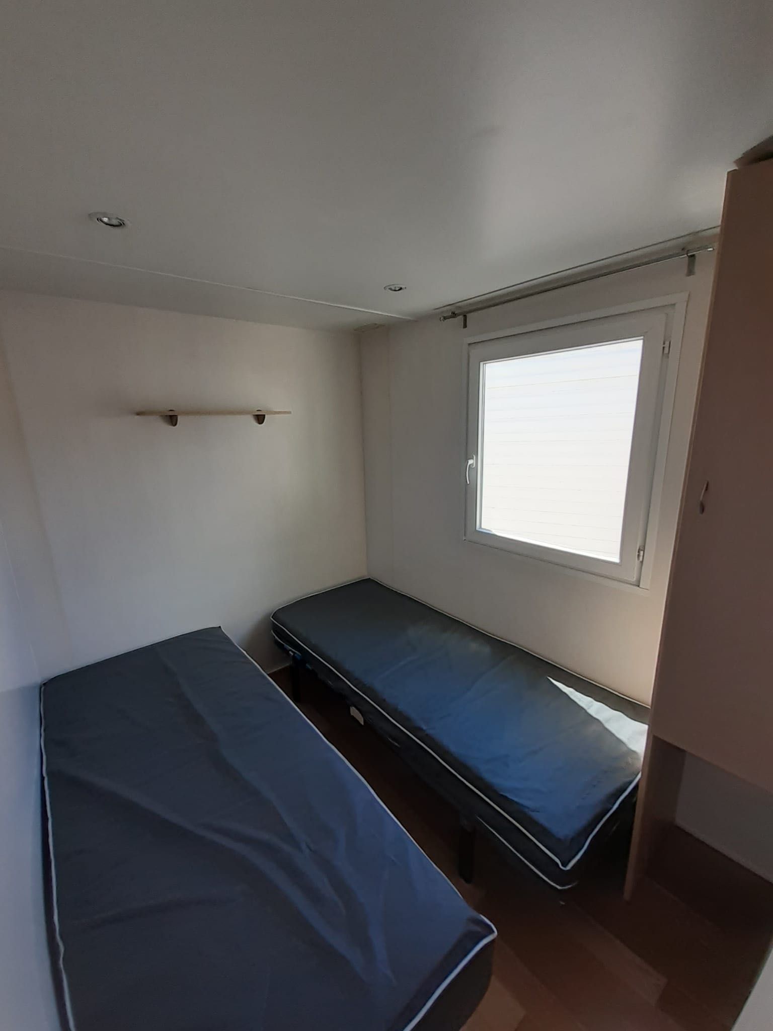 MOBILE HOME SUN ROLLER DE 9X4 METROS EM GUIA.