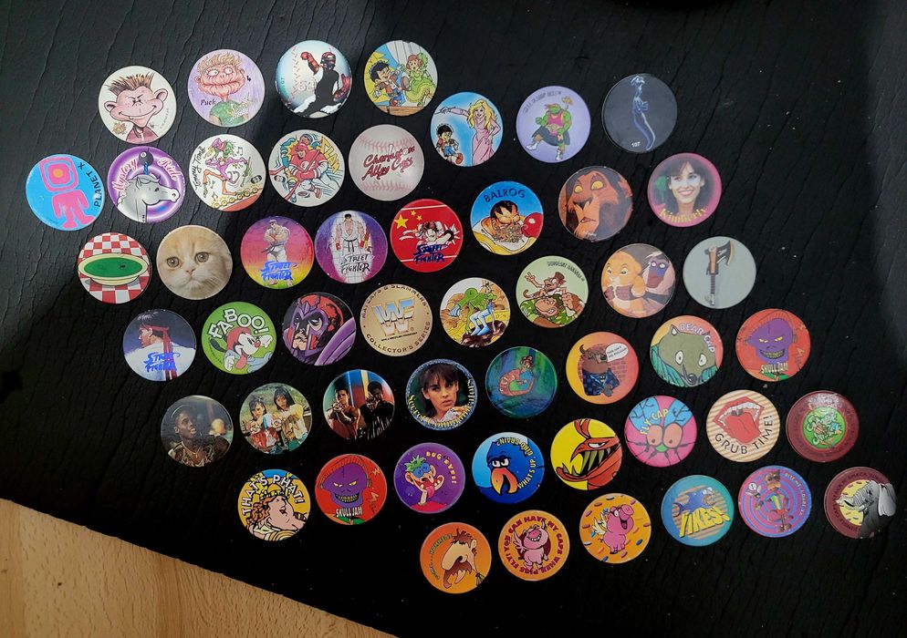 żetony 50 szt. tazo kapsle street fighter power rangers chupa caps