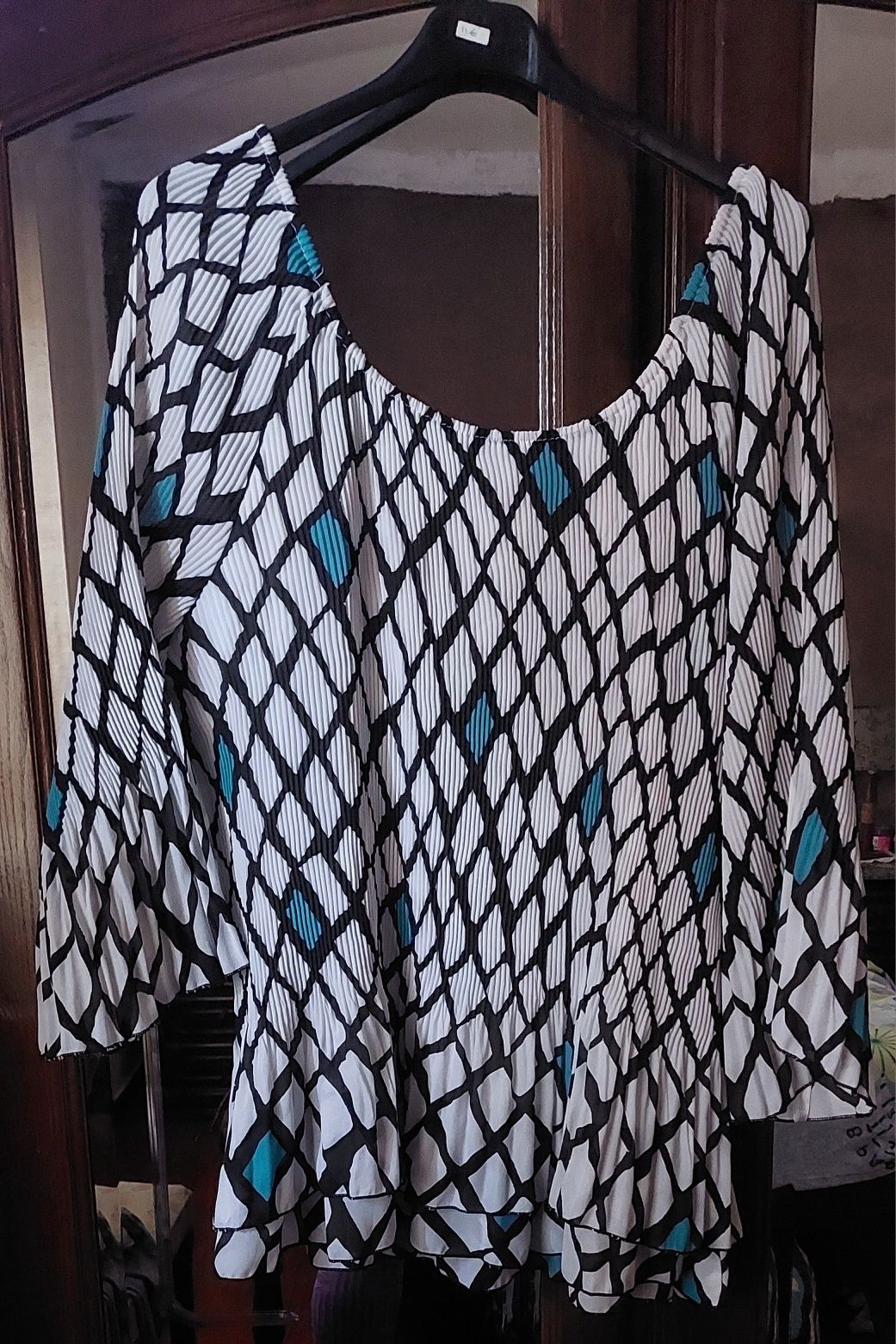 Blusa verde e branco 48
