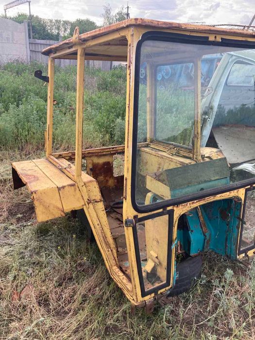 Кабіна від трактора ЮМЗ