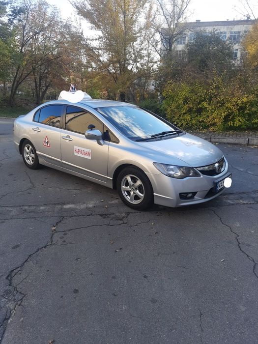 Уроки водіння на Honda