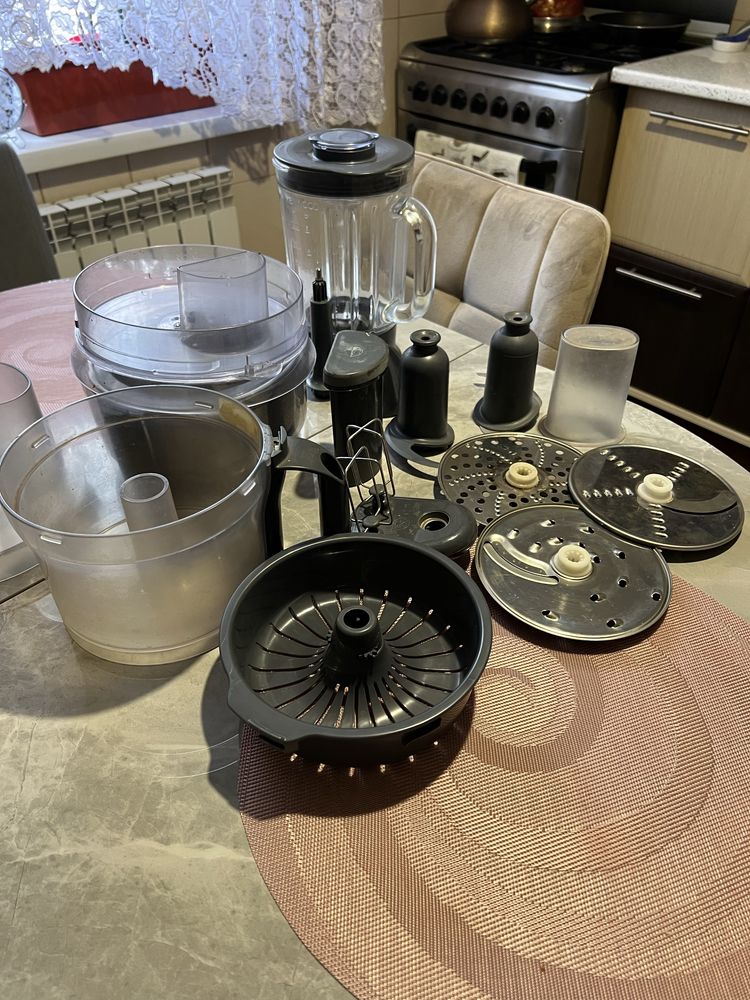 Продаються запчастини до комбайна Kenwood
