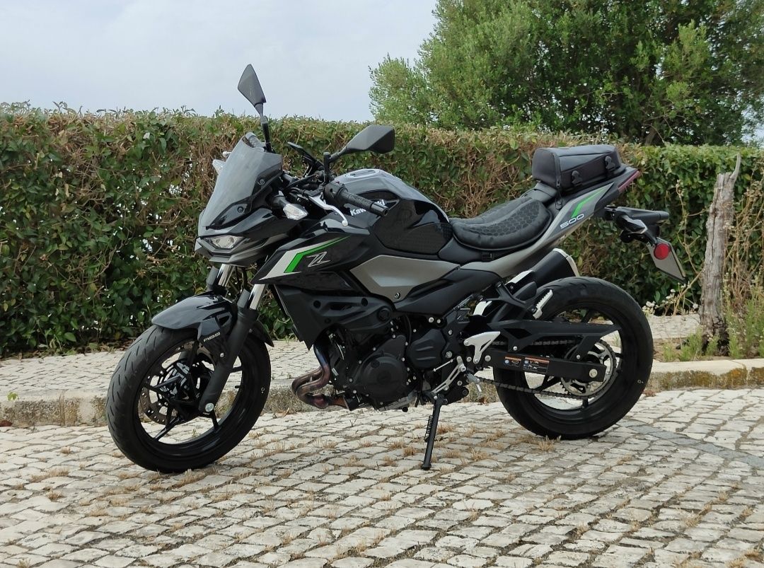 Kawasaki Z500 garantia até Nov. 2027