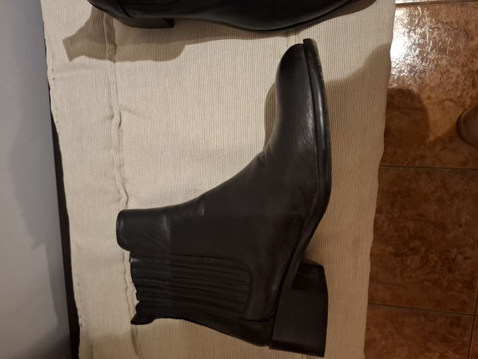 Obuwie botki Ginno Rossi