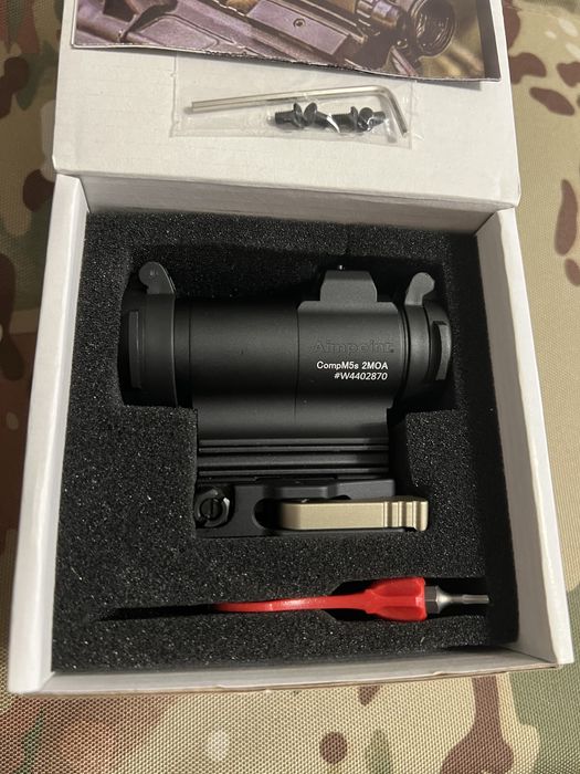 Коліматорний приціл Aimpoint Comp M5s 2 МОА H 39 мм LRP на Weaver