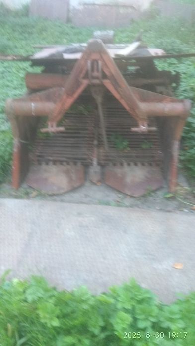 Картоплекопач КТН-2