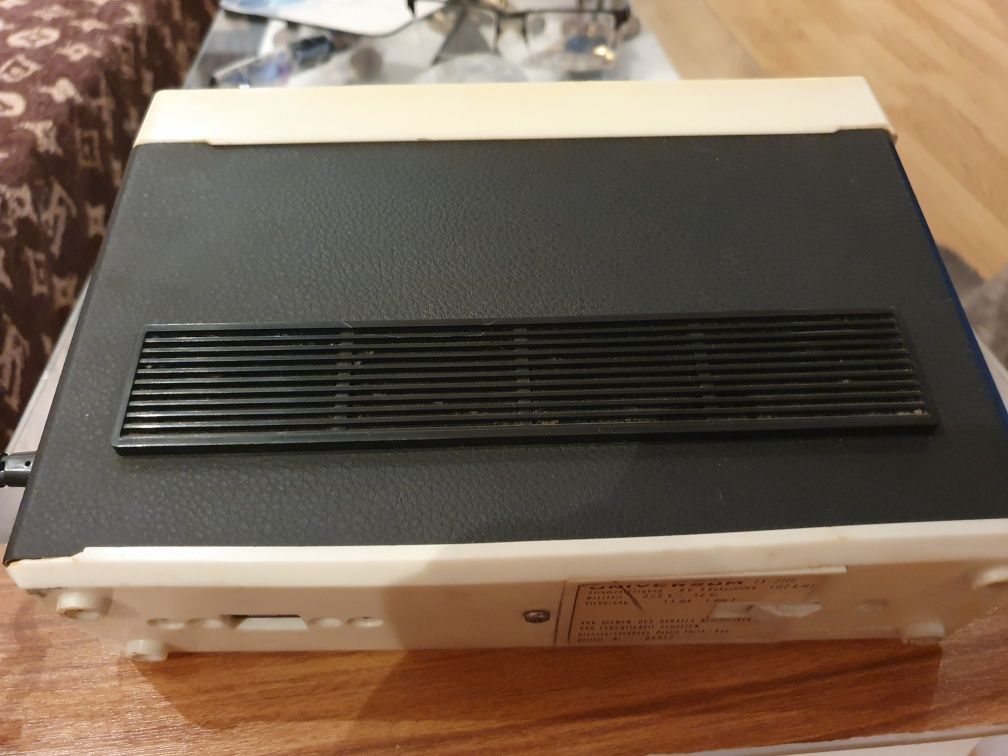 Радиоприемник Univresum ( Sharp) FX-27cq⁸