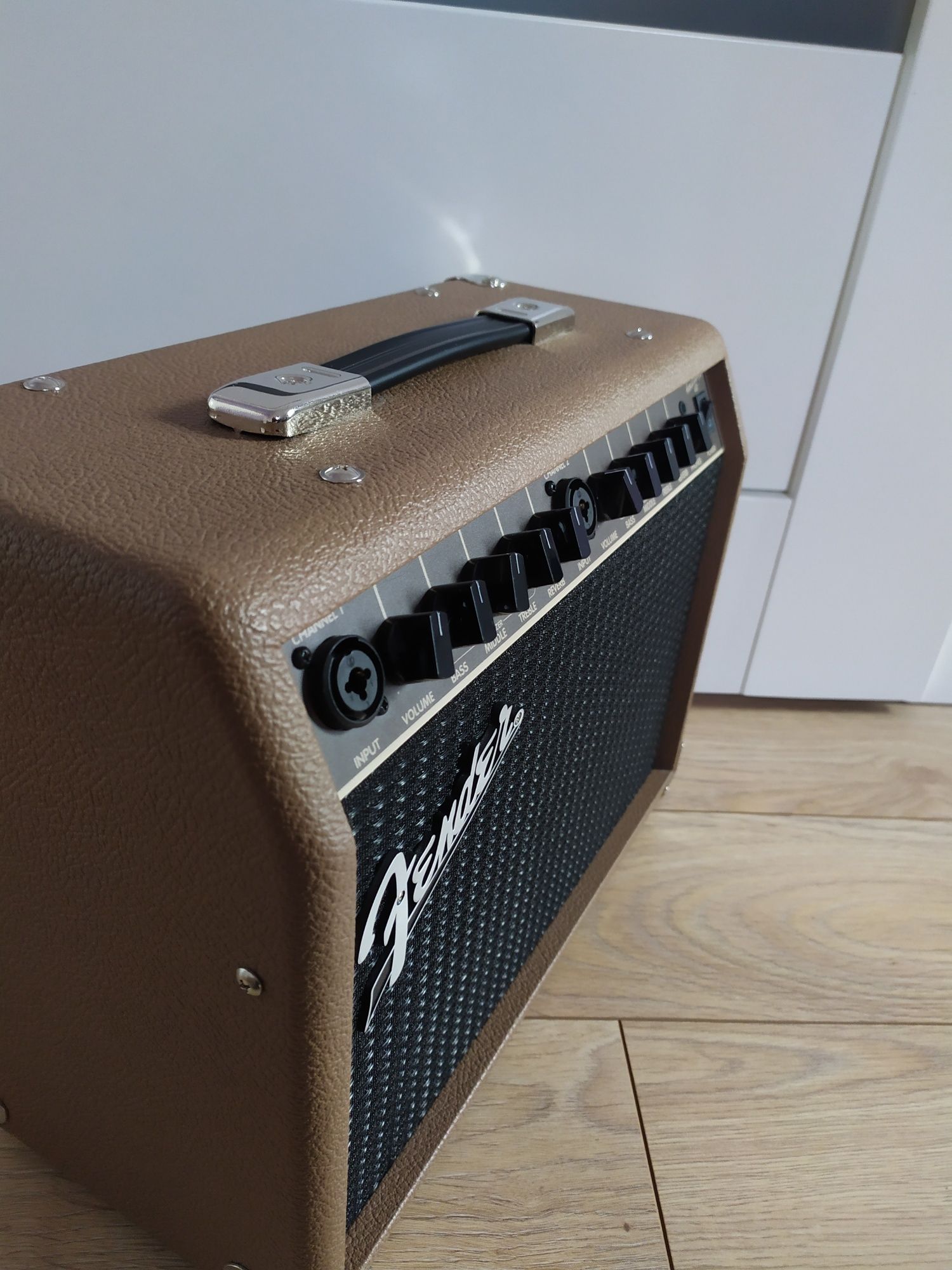 Wzmacniacz gitarowy Fender Acoustasonic 40