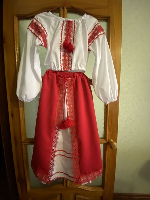 Український костюм для дівчинки,костюм в українському стилі