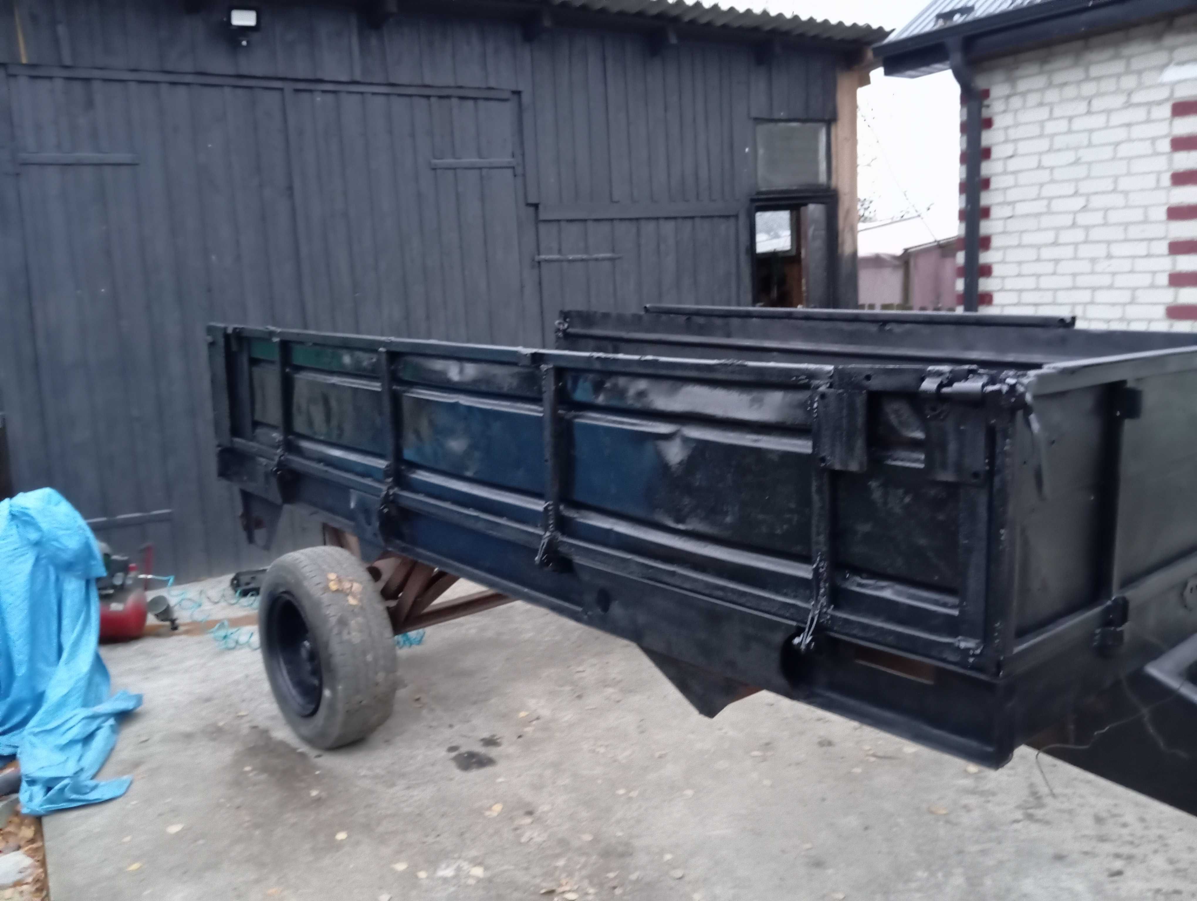 Причіп до трактора