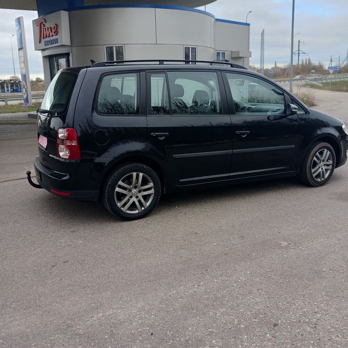 Volkswagen Touran 2010 р.в.