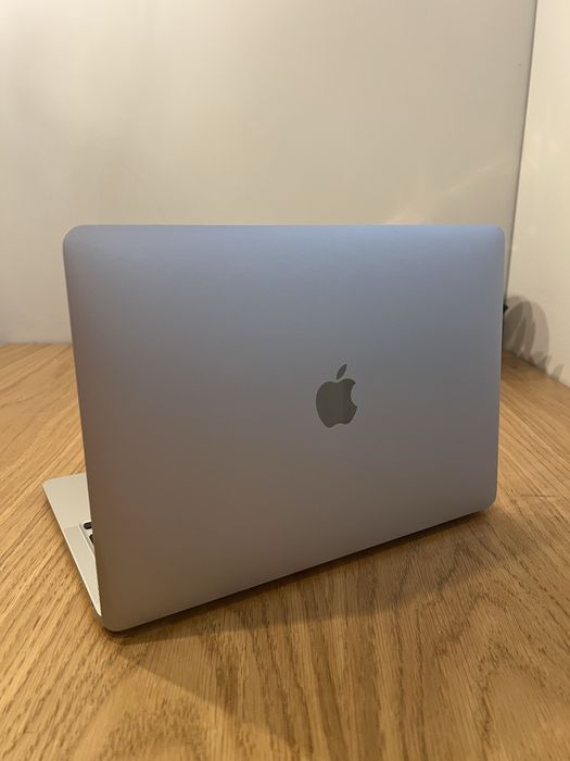 Apple Macbook Air 13 2020 komplet srebrny