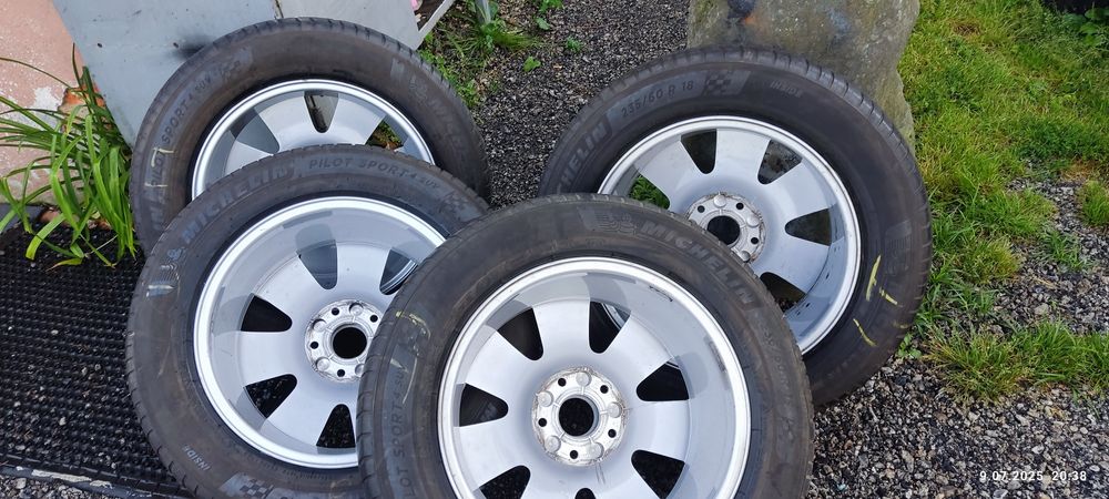 Felgi alu oryg 5x130 Q7 Touareg Cayenne z oponami lato 235/60 R18 4szt
