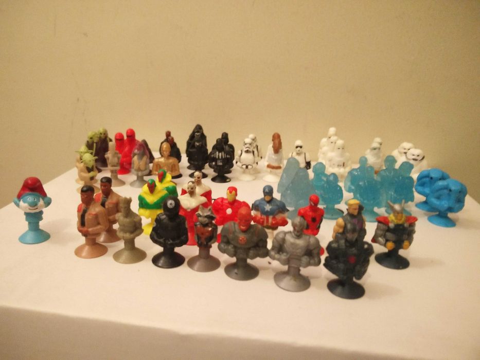 60 Bonecos da Star Wars e da Marvel