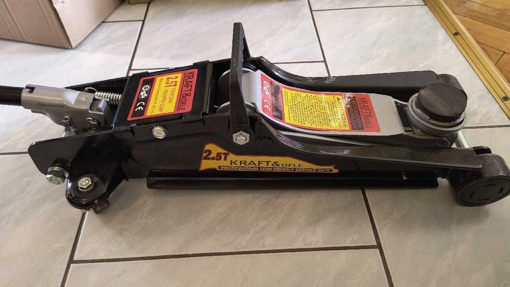 Podnośnik nisko profilowy hydrauliczny, żaba, jak nowy, 2,5 Tony