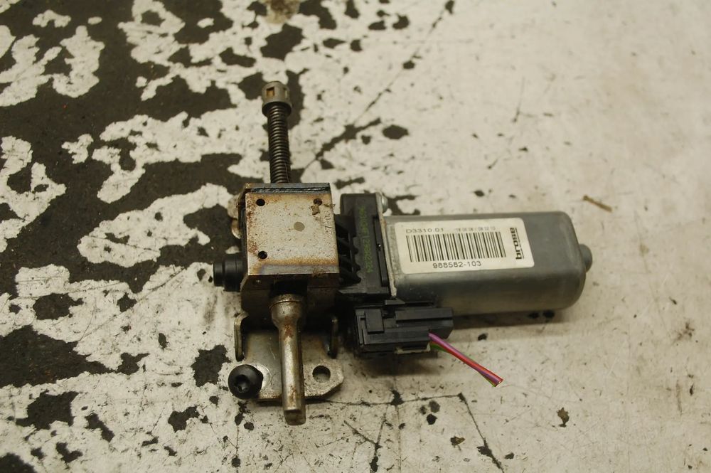 SILNICZEK REGULACJI FOTELA 988582-103 SKODA SUPERB II AUDI 8T