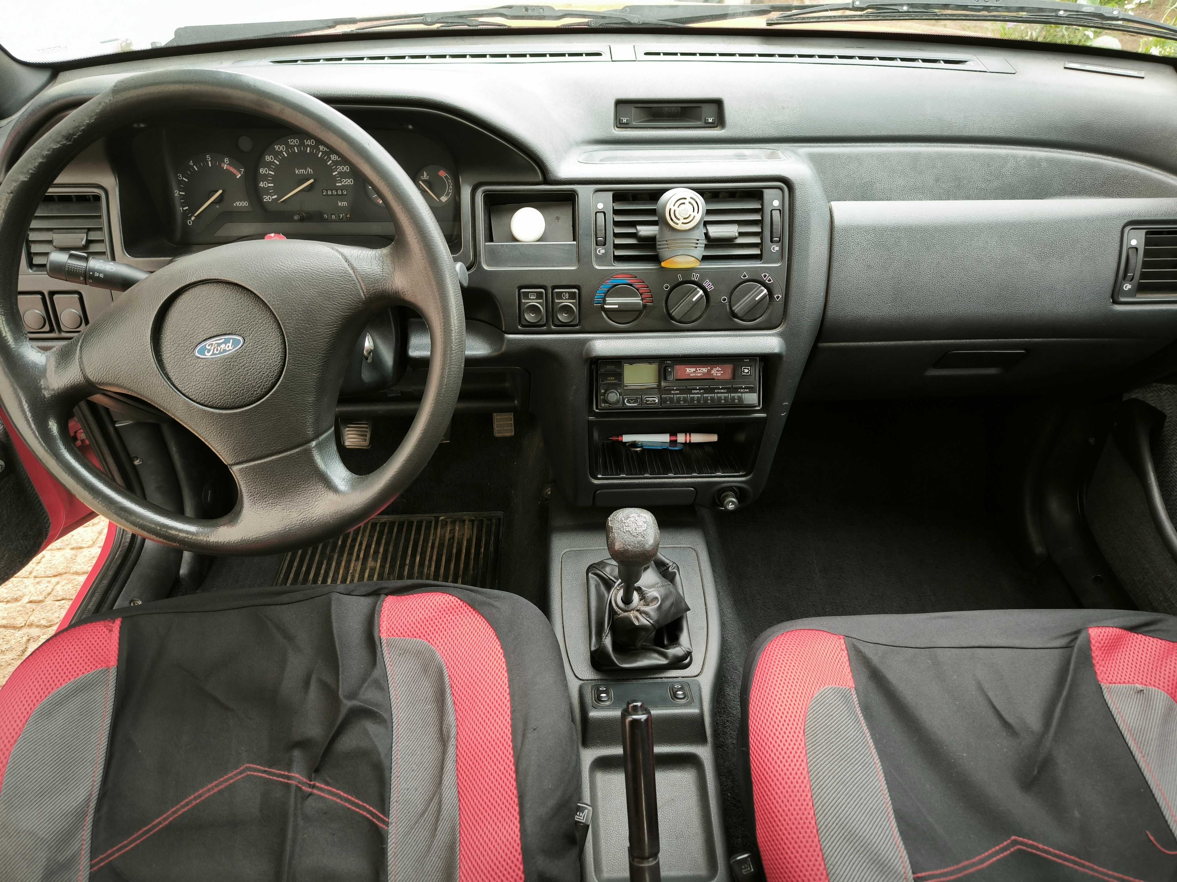 Ford Escort - Clássico Estimado com "Alma"