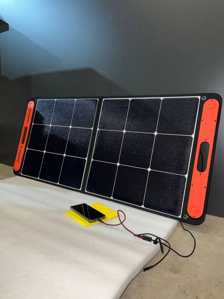 Сонячна панель Jackery SolarSaga 100