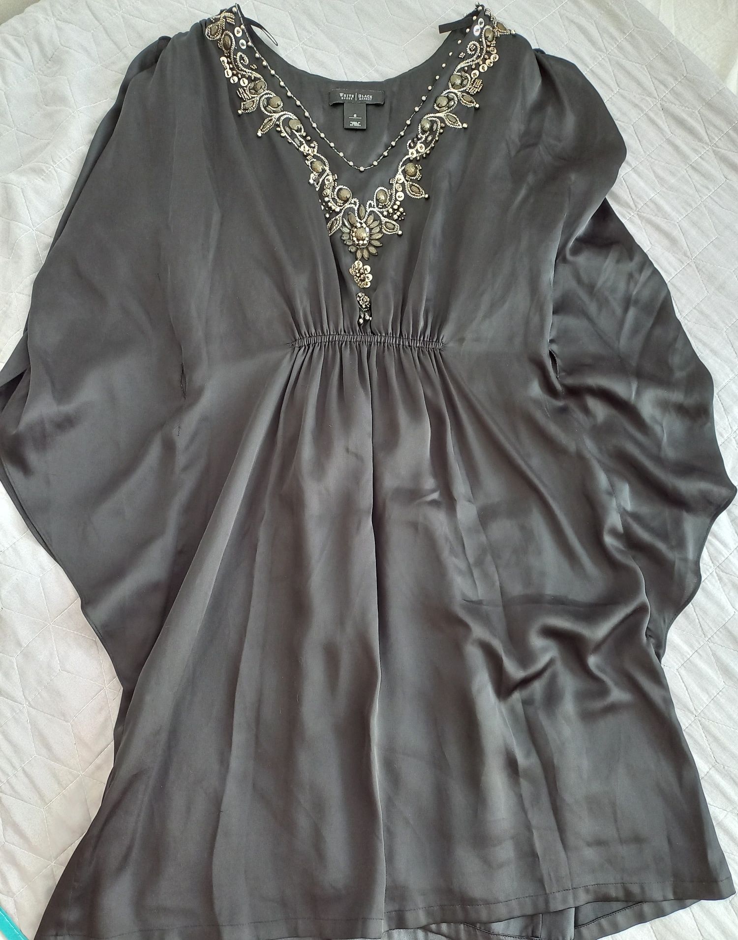 White house Black Market kimonowa sukienka S M