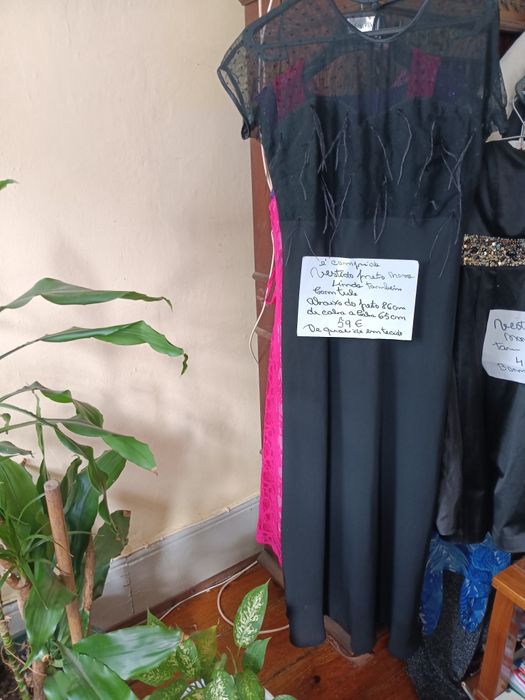 Vestido preto de alta qualidade