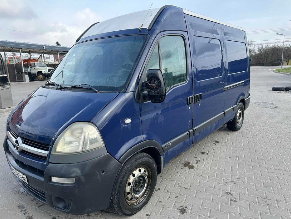Бус Renault Master 2007 року
