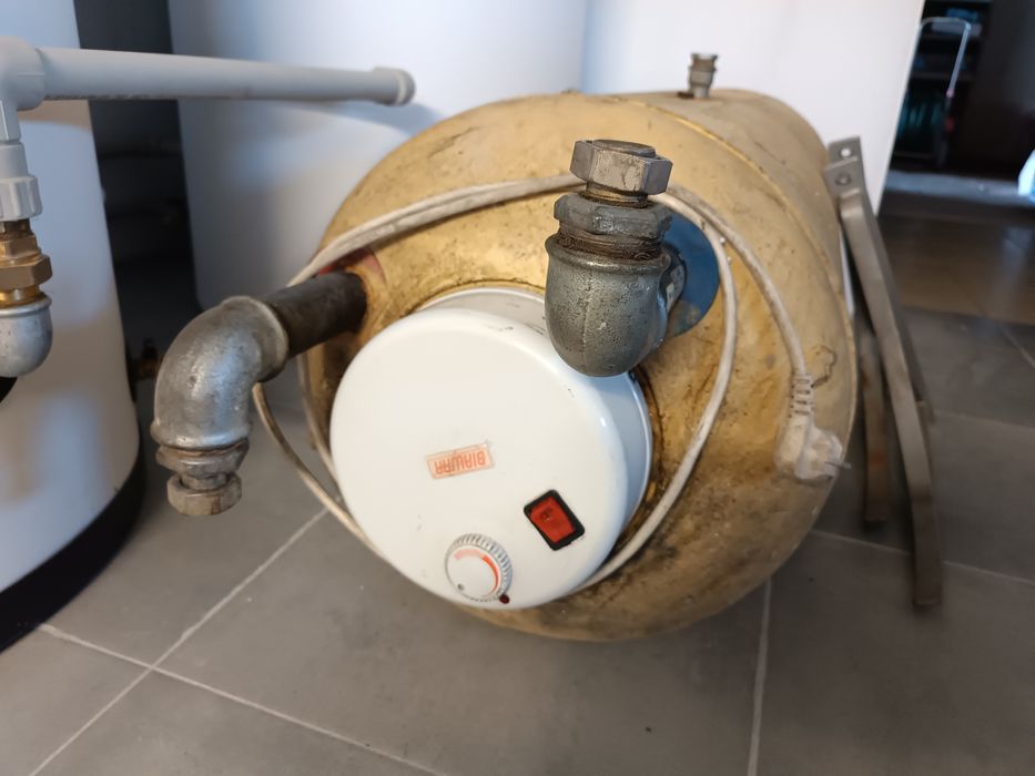 Bojler 140l z grzałką