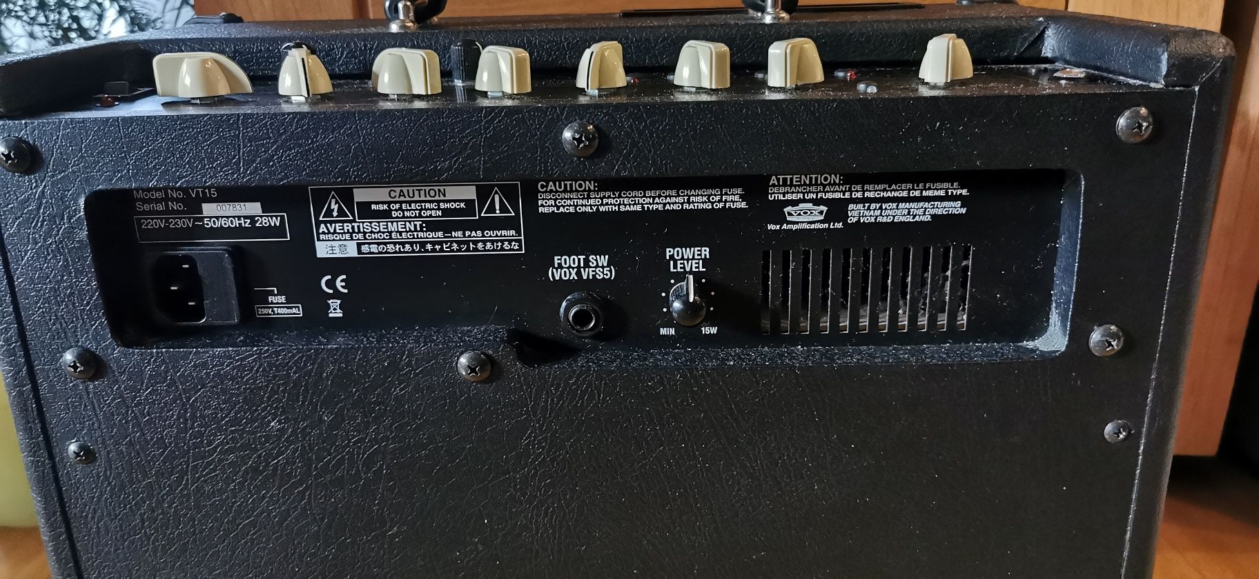 Wzmacniacz VOX VT15