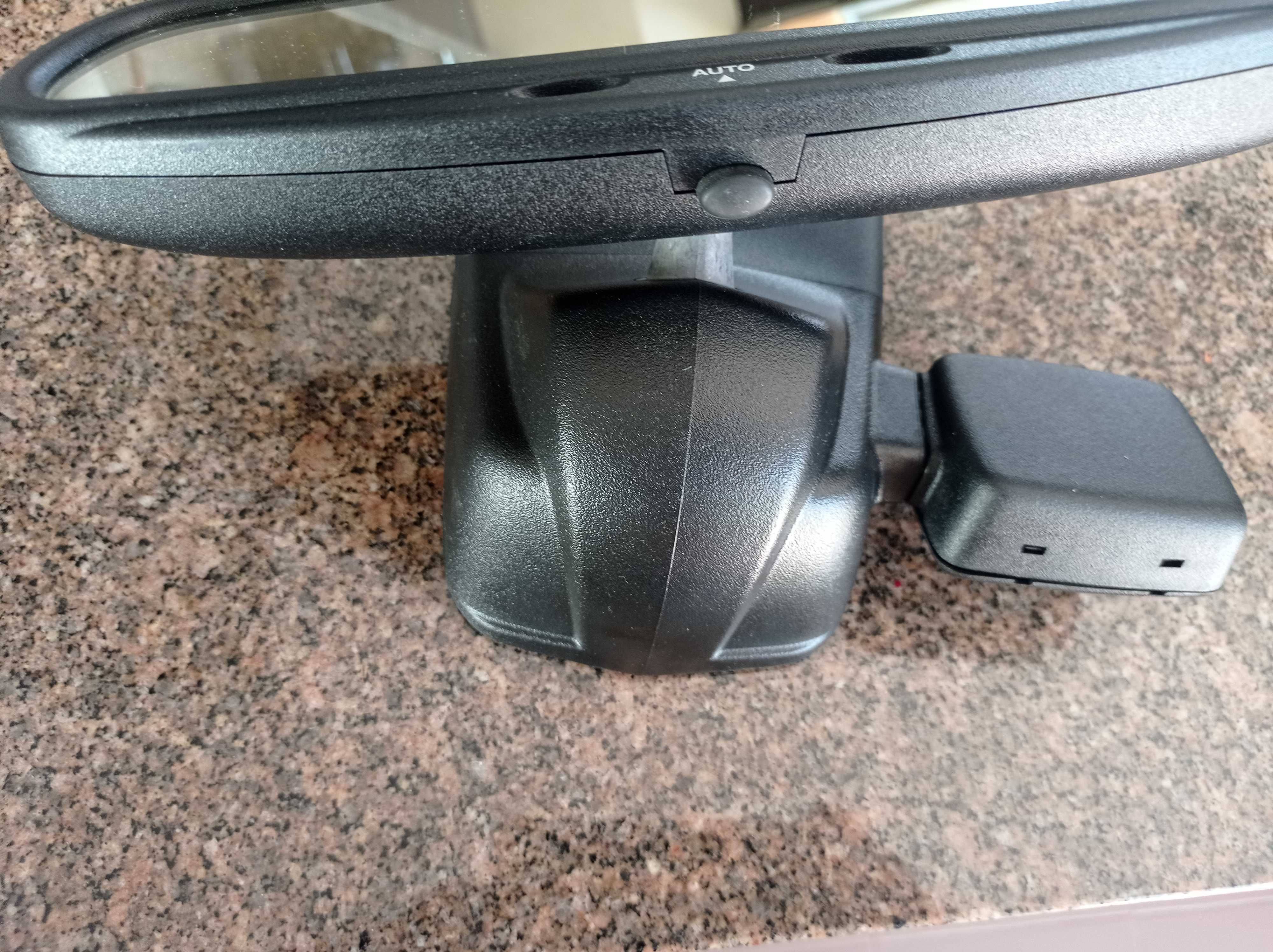 Vendo botão do vidro eléctrico e espelho interno do alfa romeu 159
