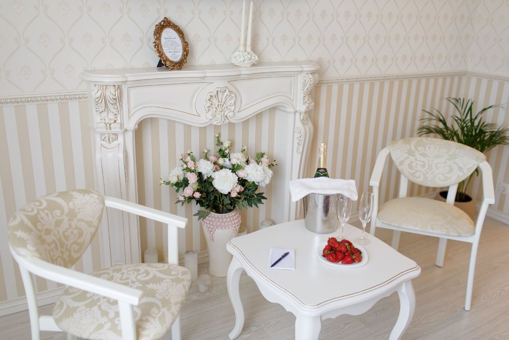 CLASSIC DE LUXE Квартира Подобово з ДЖАКУЗІ,  ТРЦ Мануфактура