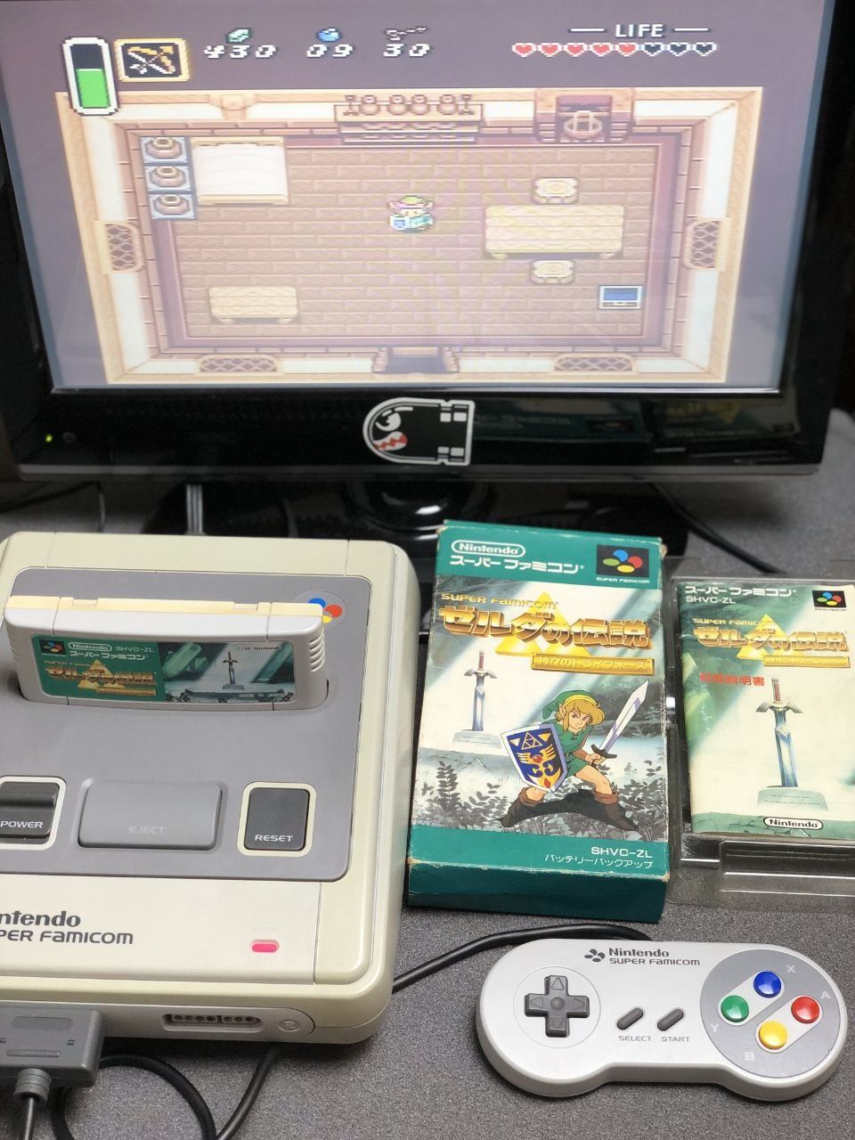 Картридж для super famicom The Legend Of Zelda: A Link to the Past

По