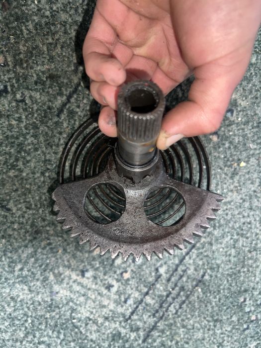 Розборка двигуна иж планета 5