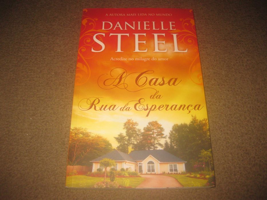 Livro “A Casa da Rua da Esperança" de Danielle Steel