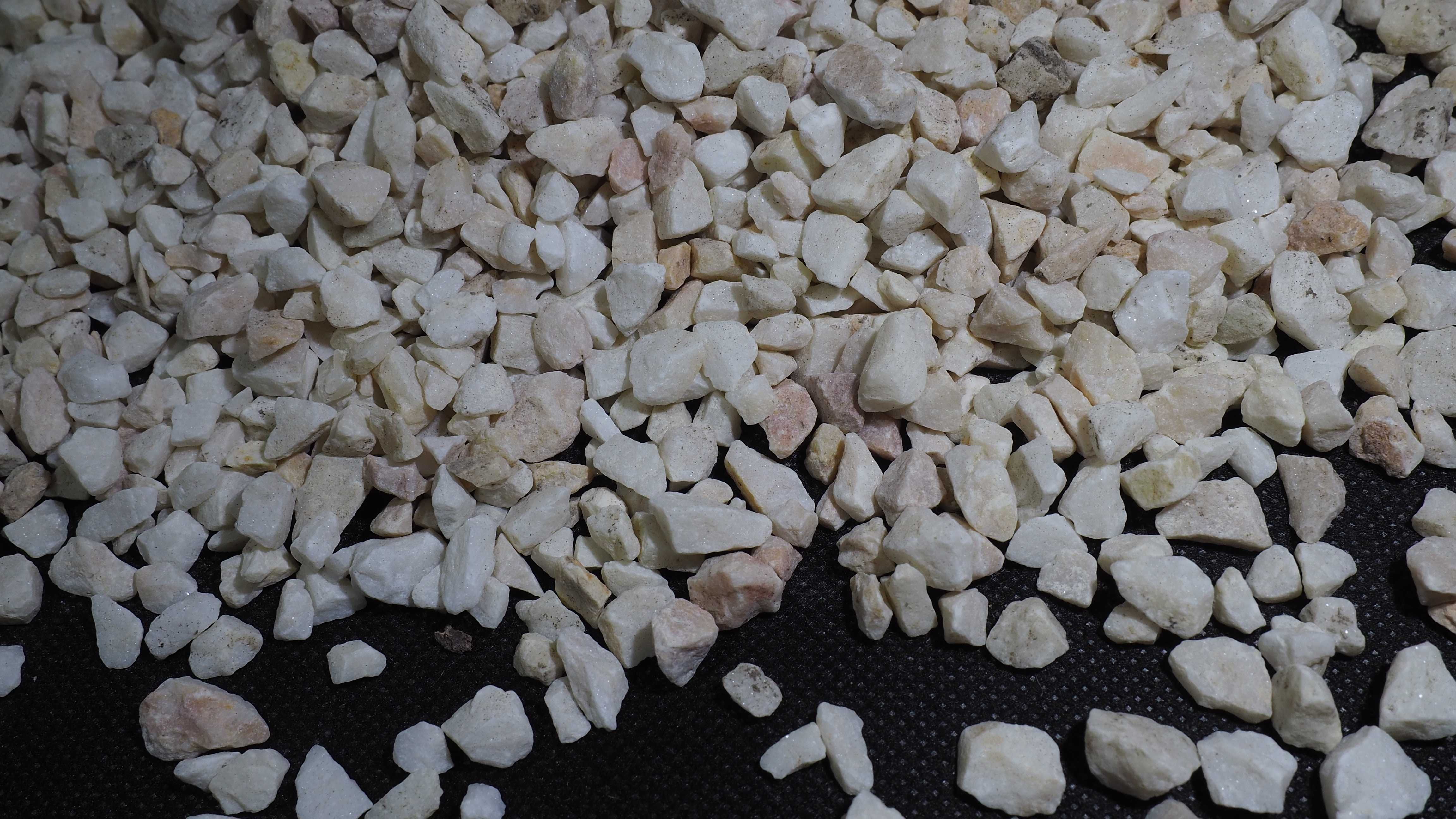 Grys żwirek piasek akwarystyczny biały, dolomit 4-8mm malawi 20kg