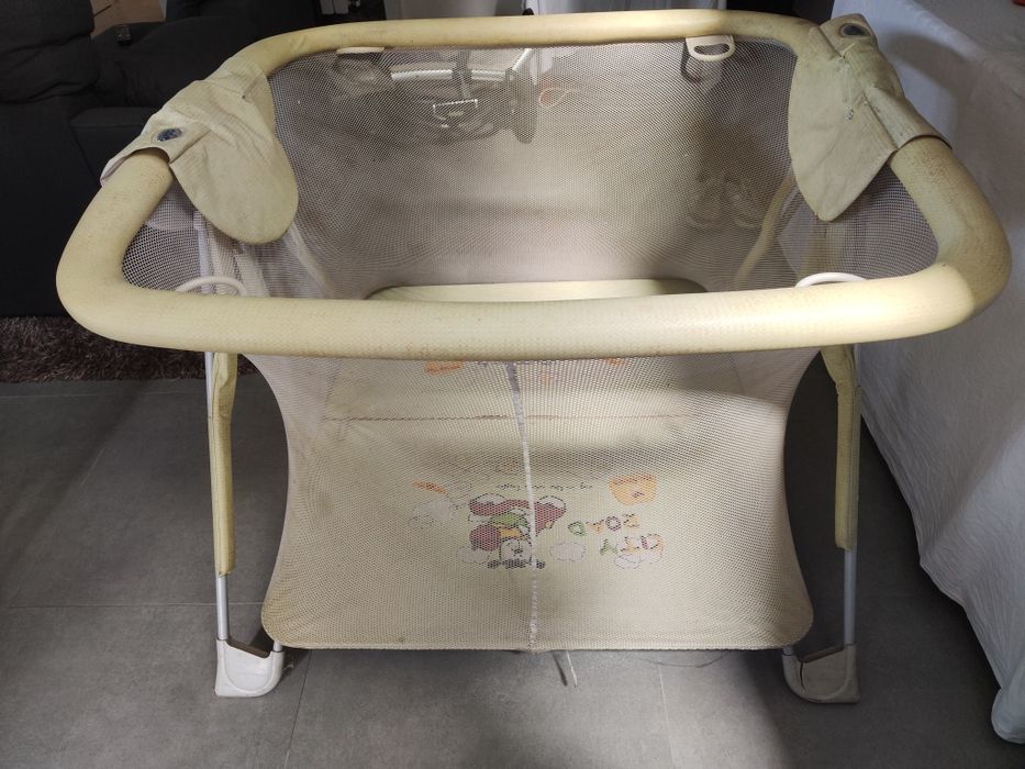Parque de bebe dobrável - Usado