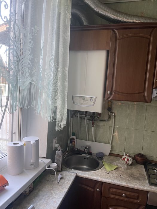 Здам в оренду частину будинку з окремим подвірям