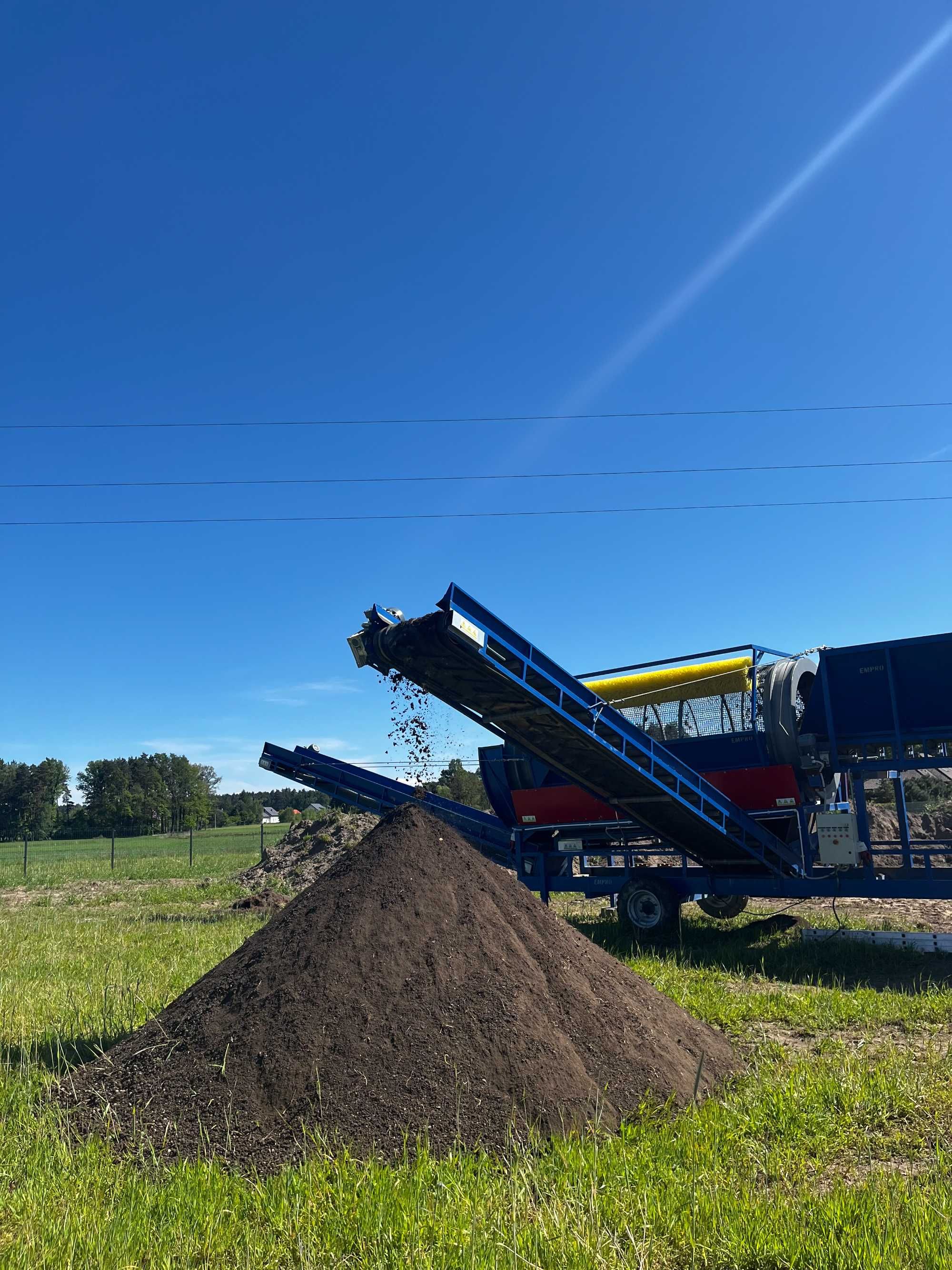 ziemia ogrodowa pod rabaty równanie terenu humus