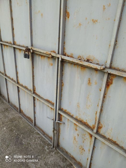 Ворота металеві