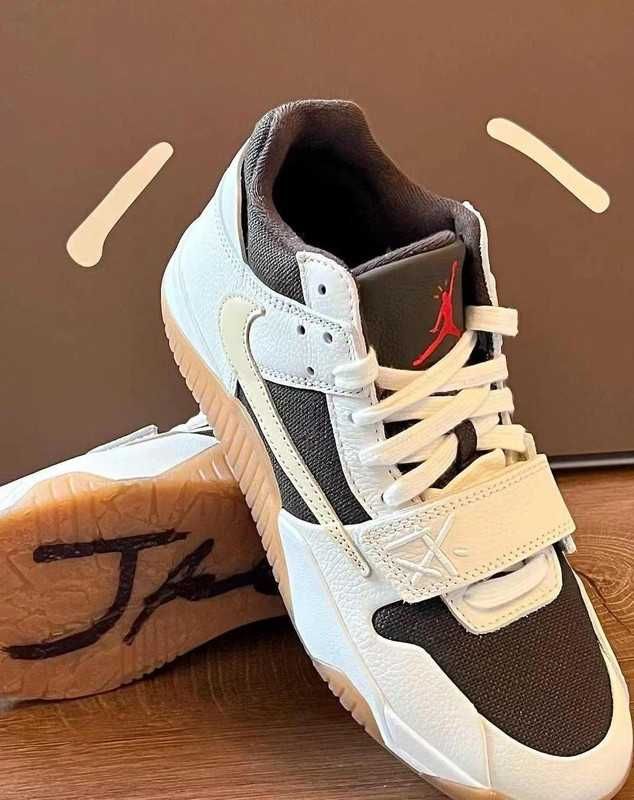 Travis Scott x Jordan Jordan x Travis Scott R.44