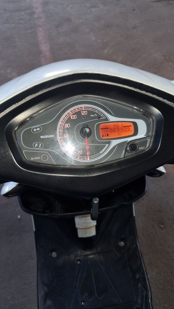 Скутер Сузуки Адресс 125 Suzuki Adress 125 S з контейнера