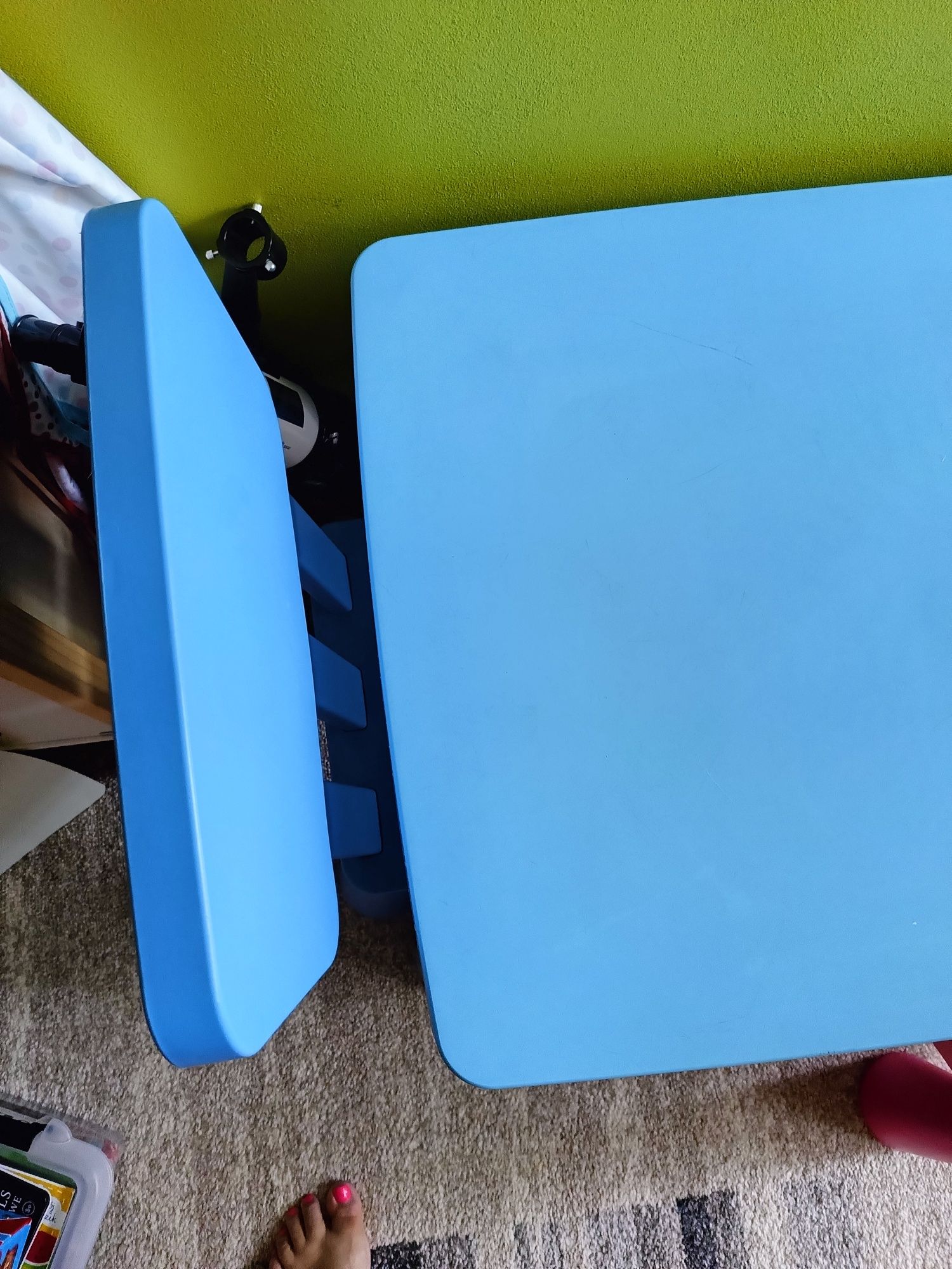 Stolik Ikea mamut krzesełko krzesła niebieski różowy