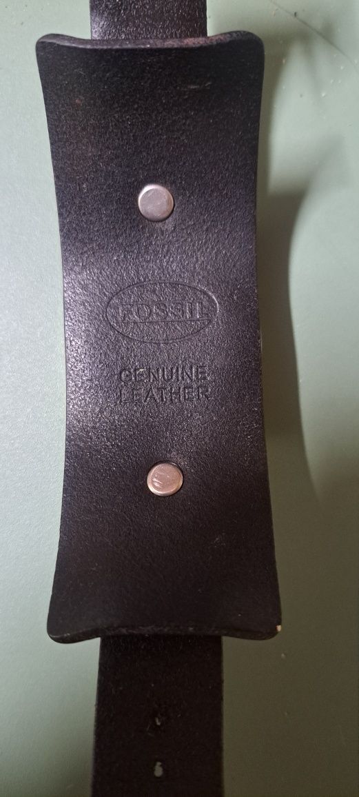 Relógio Fossil em aço.