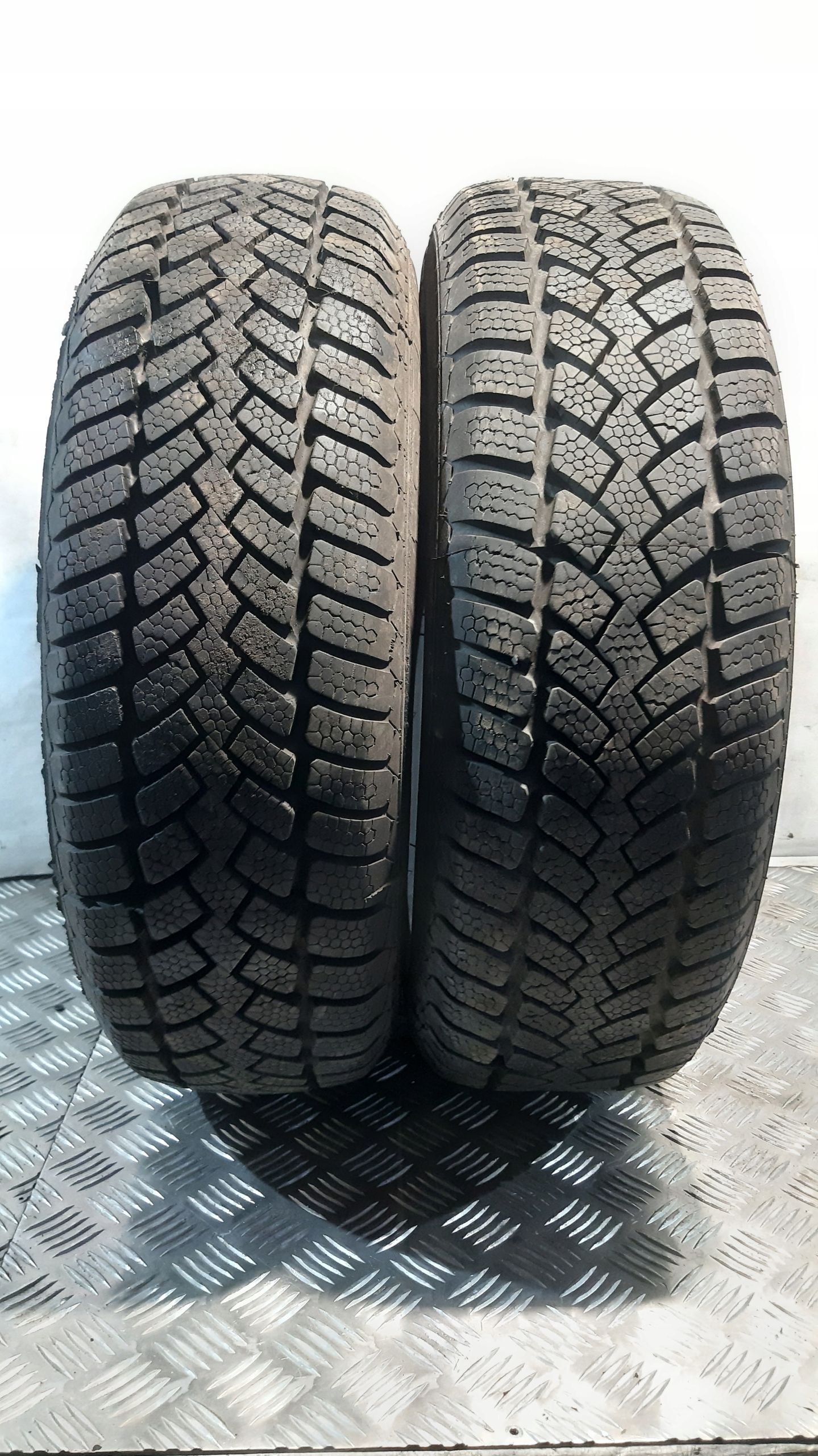 Opony Zimowe bieżnikowane 2x Arktic 185/65 R15 2023r