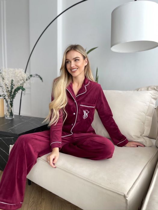 Женская пижама Victoria’s Secret велюровая осень Штаны и рубашка 42-46
