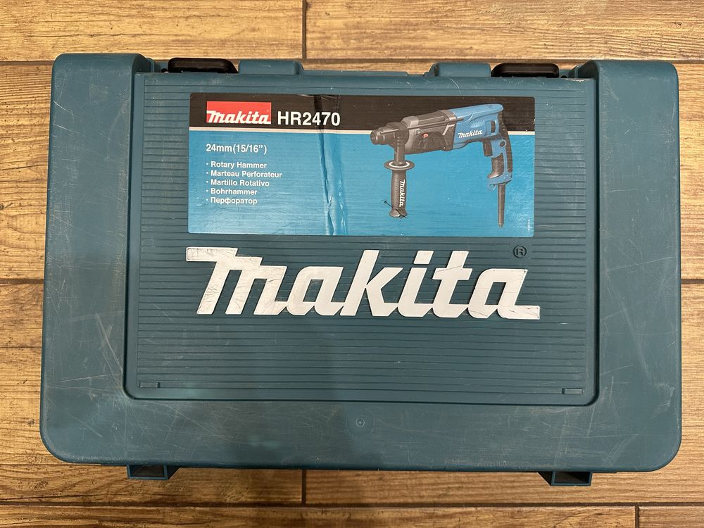 Młot, młotowiertarka udarowa 780 W Makita HR2470  | 2021r.
