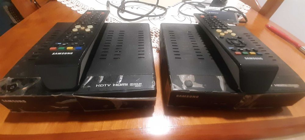 Aparelho estes dois aparelhos da TDT