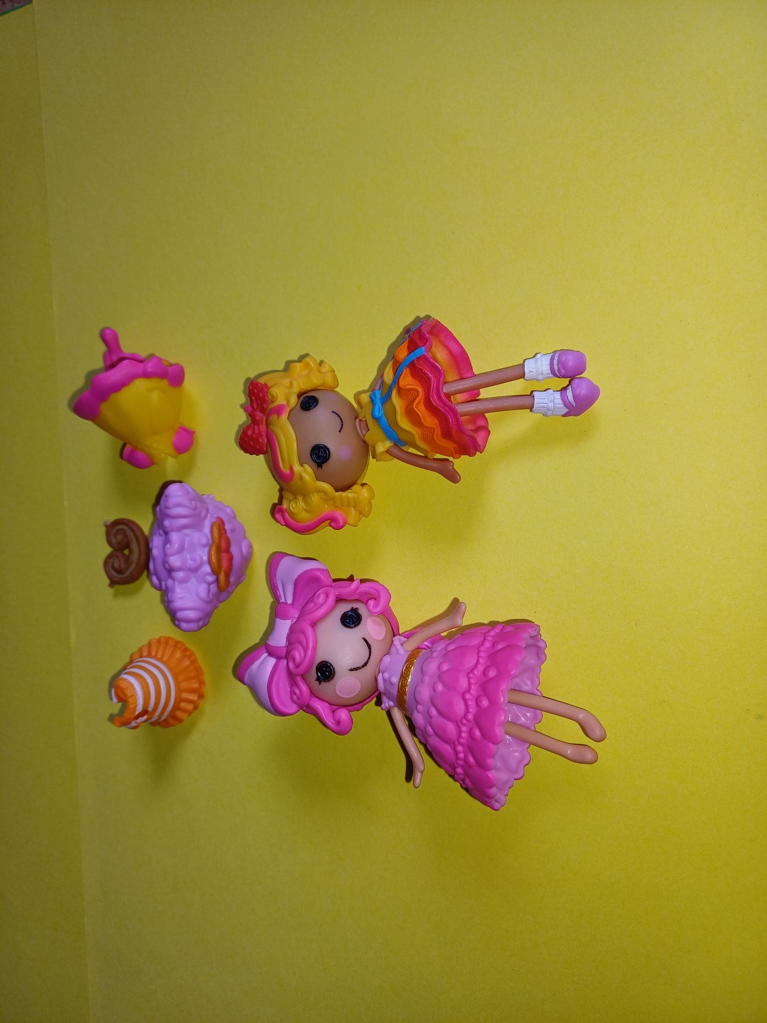 Lalaloopsy  bonecas. Vários conjuntos disponíveis nas fotos.